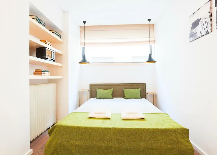 Charm Palace Porto Guest house 4*