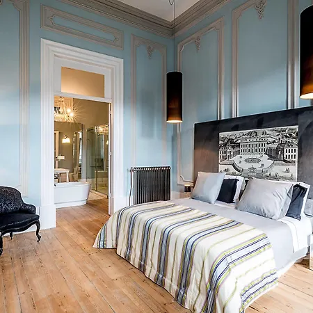 Guest house Charm Palace Porto 2*