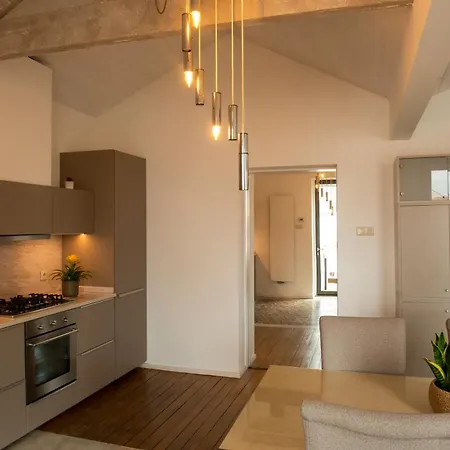 Charm Palace Porto Pensionat 2*