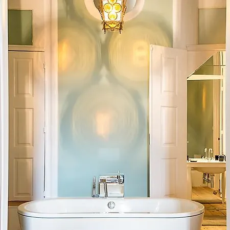 Charm Palace Porto Pensionat 2*