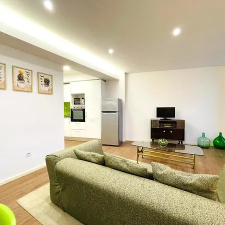 Charm Palace Porto Guest house