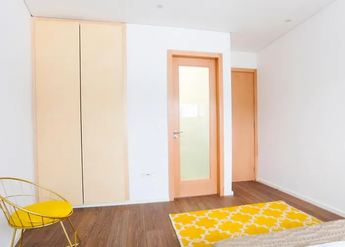 Guest house Charm Palace Porto 4*