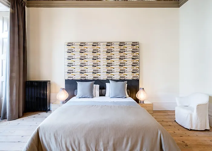 Charm Palace Porto Guest house 4*