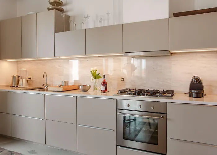 Guest house Charm Palace Porto 4*