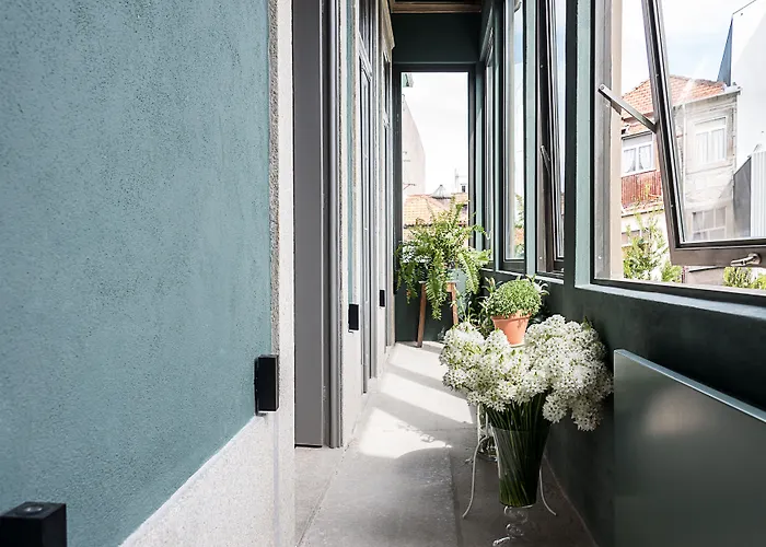 Charm Palace Porto Guest house