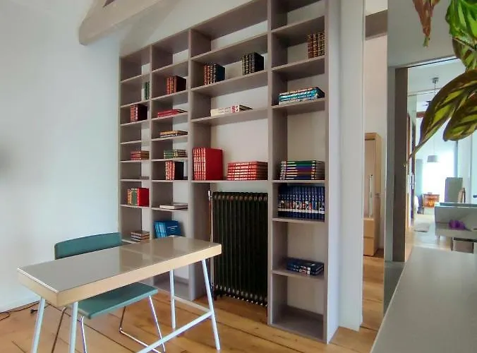 Charm Palace Порту