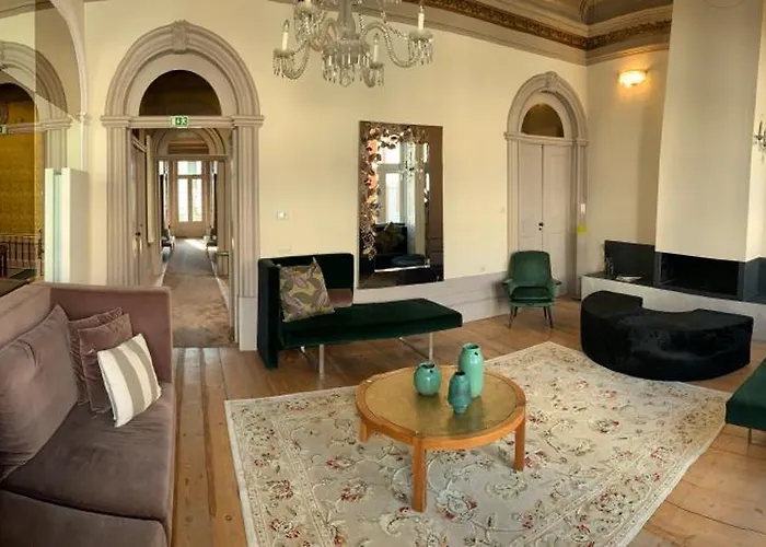 Charm Palace Гостевой дом Порту